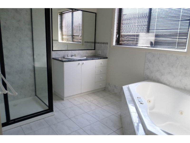 West Wodonga VIC 3690