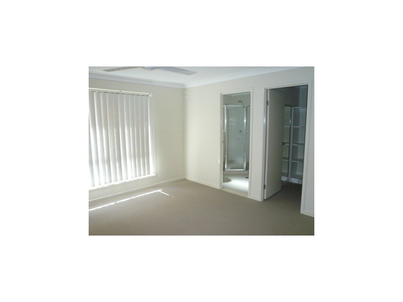 Flinders View QLD 4305