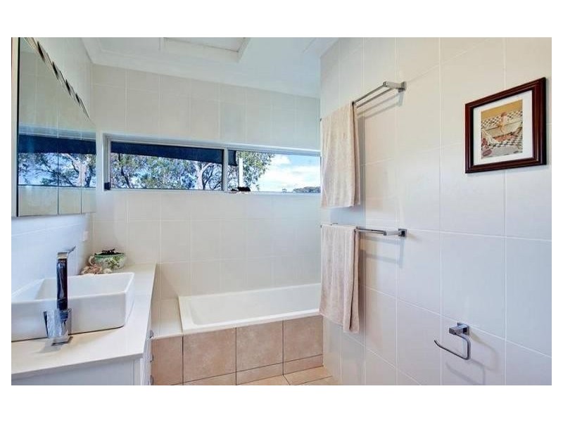 5 Cooleena Avenue, Elanora Heights NSW 2101