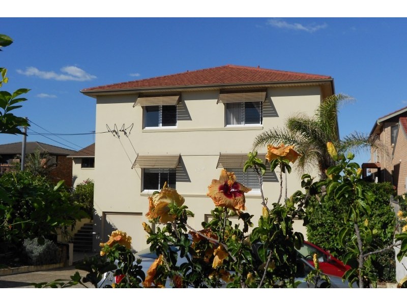 Unit 4/119 Ocean Street, Narrabeen NSW 2101