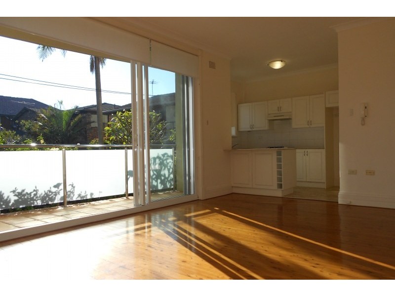 Unit 4/119 Ocean Street, Narrabeen NSW 2101