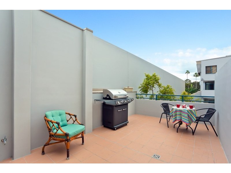 Unit 212/20 Wellington Street, Narrabeen NSW 2101