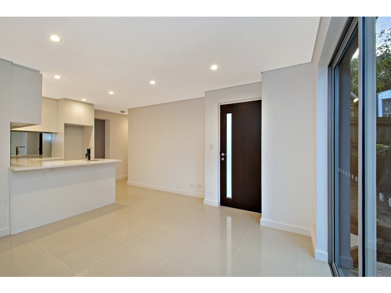 37 Seaview Avenue, Newport NSW 2106