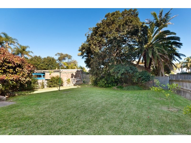 28 Malcolm Street, Narrabeen NSW 2101