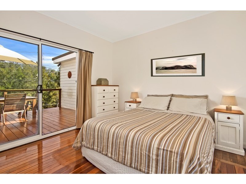 82 Nareen Parade, North Narrabeen NSW 2101