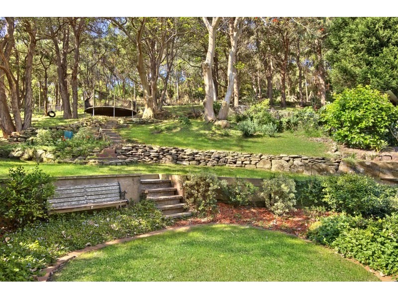 82 Nareen Parade, North Narrabeen NSW 2101