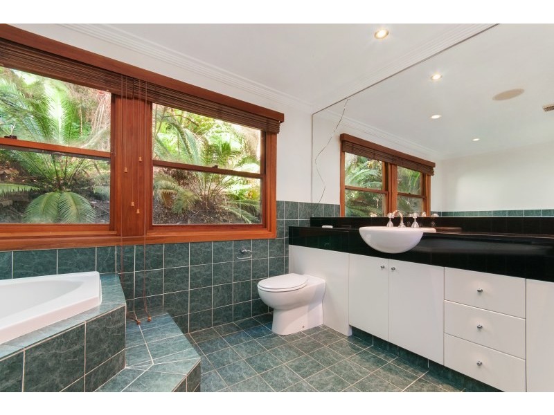 30 Nareen Parade, North Narrabeen NSW 2101