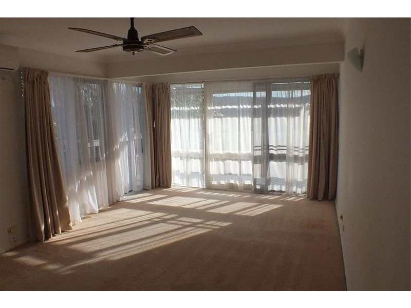 26 Narrabeen Park Parade, Warriewood NSW 2102