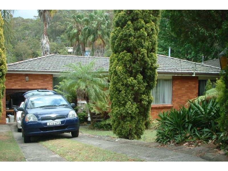 18 Tatiara Crescent, North Narrabeen NSW 2101