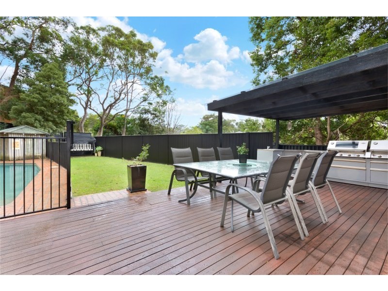 166 Woorarra Avenue, Elanora Heights NSW 2101