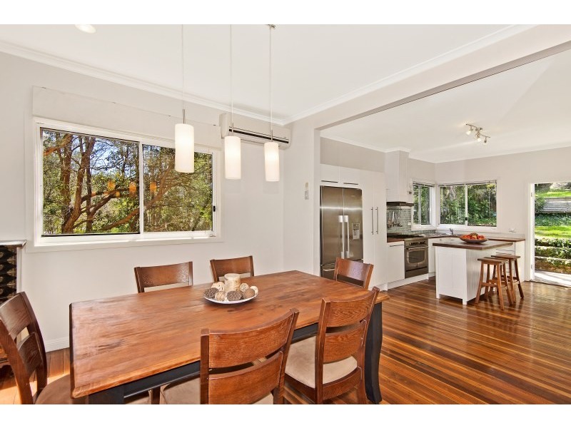 82 Nareen Parade, North Narrabeen NSW 2101