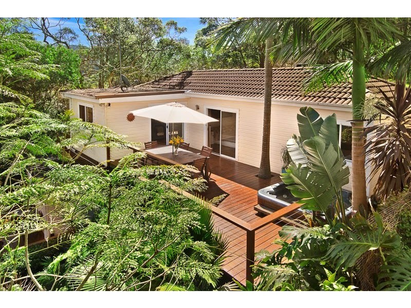 82 Nareen Parade, North Narrabeen NSW 2101