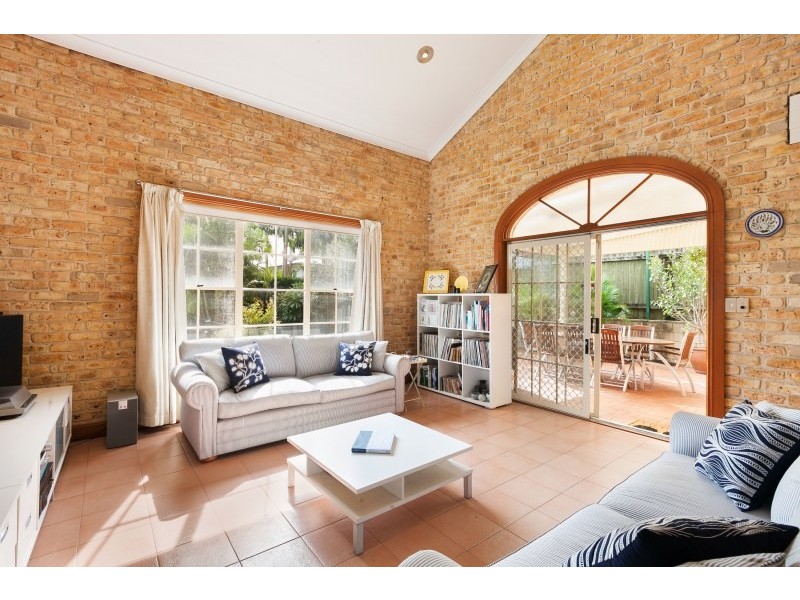 98 Alameda Way, Warriewood NSW 2102