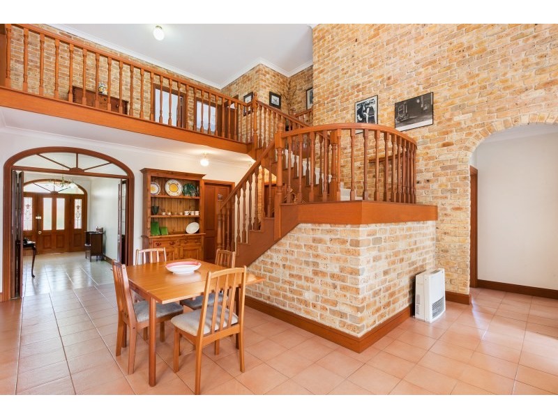 98 Alameda Way, Warriewood NSW 2102