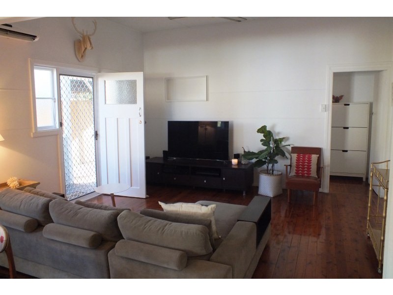 35 Gondola Road, North Narrabeen NSW 2101