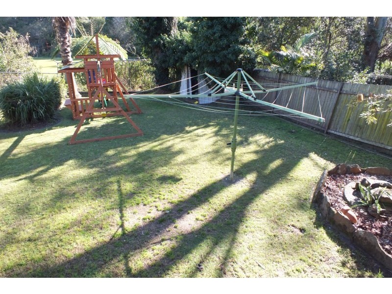 18 Tatiara Crescent, North Narrabeen NSW 2101