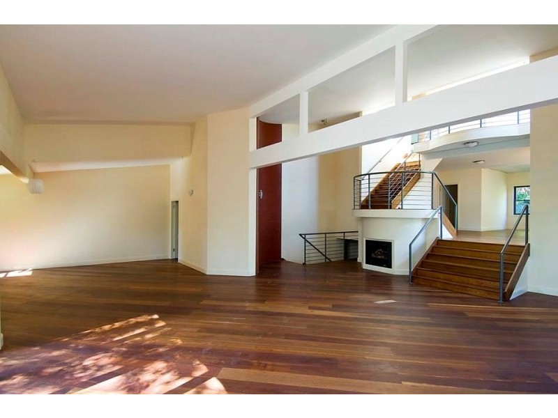 8 Walker Avenue, Narrabeen NSW 2101