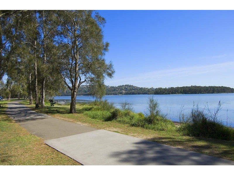 8 Walker Avenue, Narrabeen NSW 2101