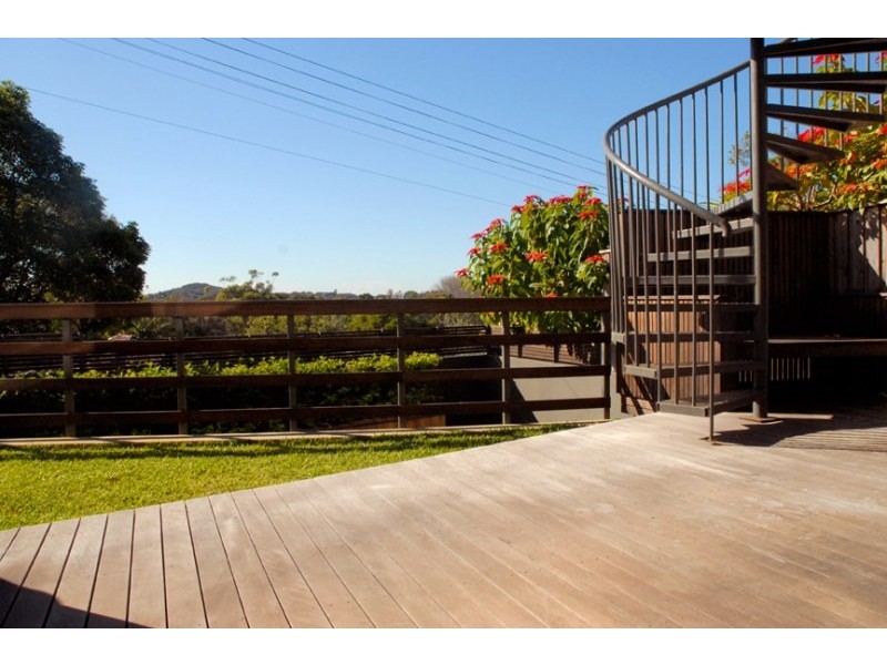 42 Warraba Road, North Narrabeen NSW 2101