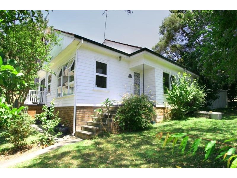 4 Georgina Avenue, Elanora Heights NSW 2101