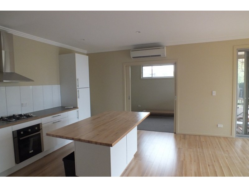 17B Bolwarra Road, North Narrabeen NSW 2101