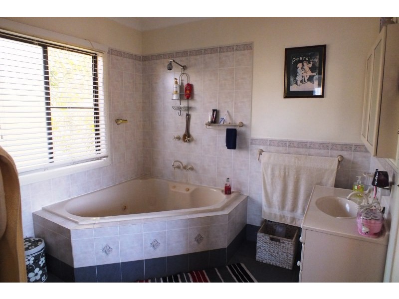 63 Rickard Road, North Narrabeen NSW 2101