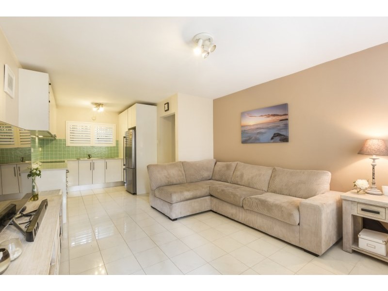 4/196 Ocean Street, Narrabeen NSW 2101