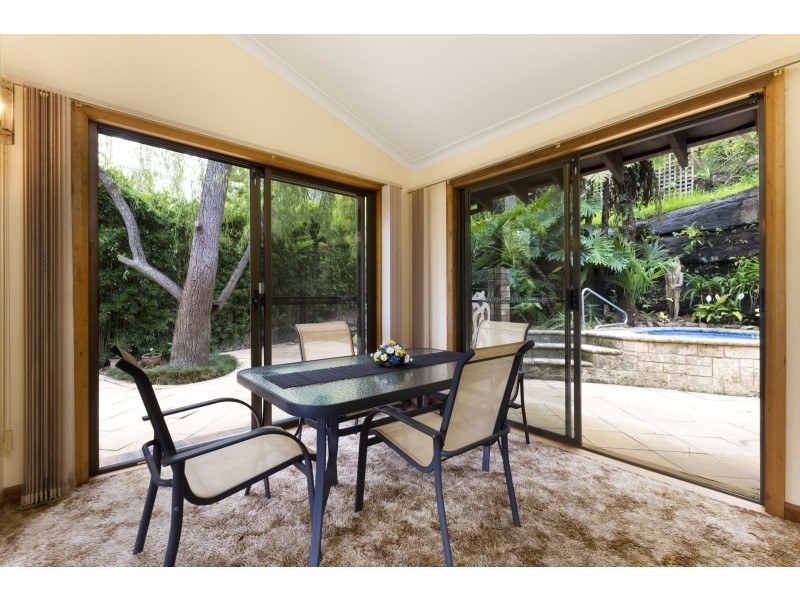 18 Amaroo Avenue, Elanora Heights NSW 2101