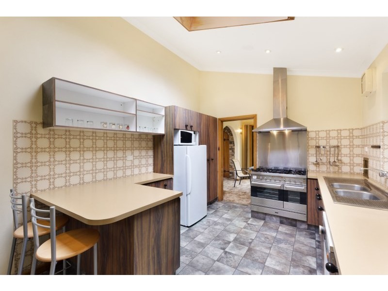 18 Amaroo Avenue, Elanora Heights NSW 2101