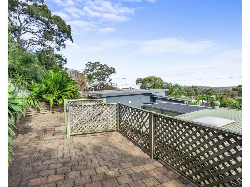 16 Nareen Parade, North Narrabeen NSW 2101