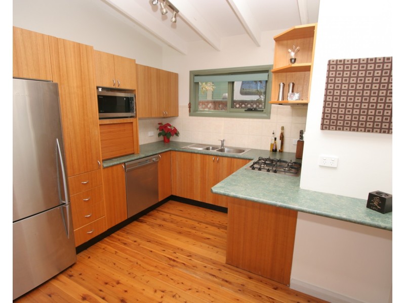 32A Nareen Parade, North Narrabeen NSW 2101