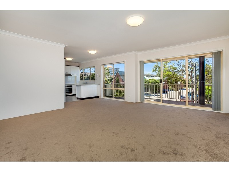10/8-10 Clarke Street, Narrabeen NSW 2101