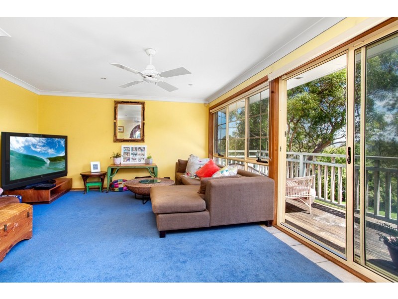 9 Hunter Street North, Warriewood NSW 2102