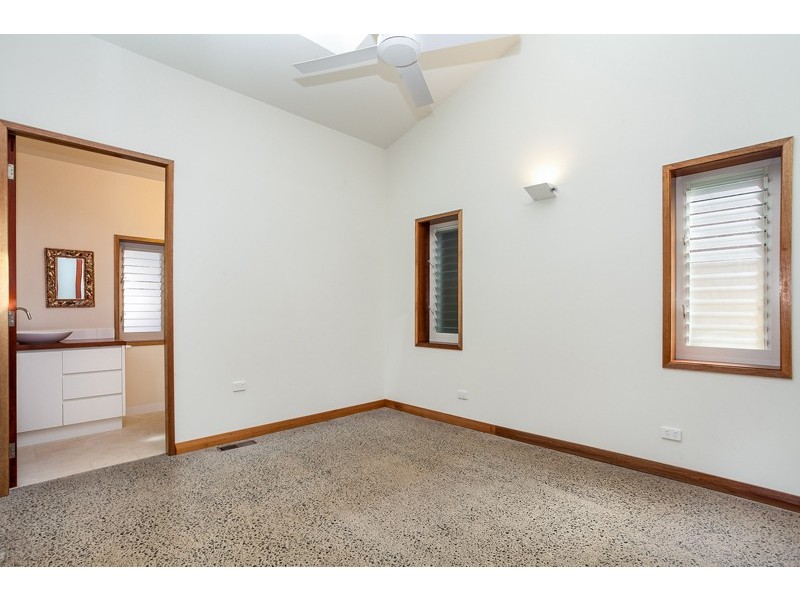 34 The Esplanade, Narrabeen NSW 2101