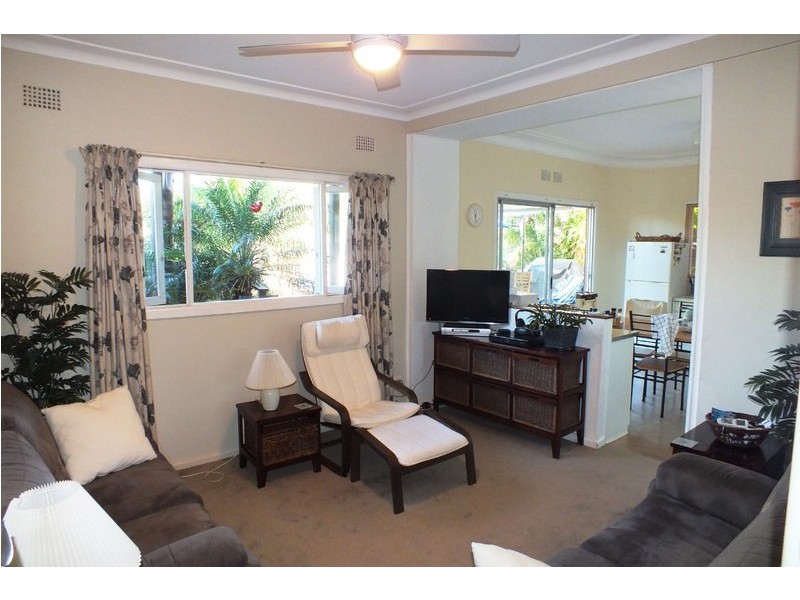 14B Nareen Parade, North Narrabeen NSW 2101