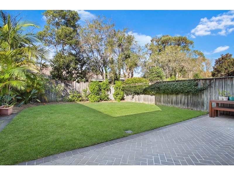 8 Banksia Parade, Warriewood NSW 2102