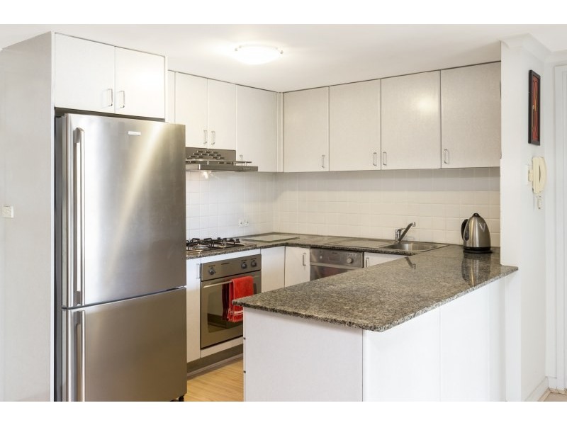 8/20 Waterloo Street, Narrabeen NSW 2101