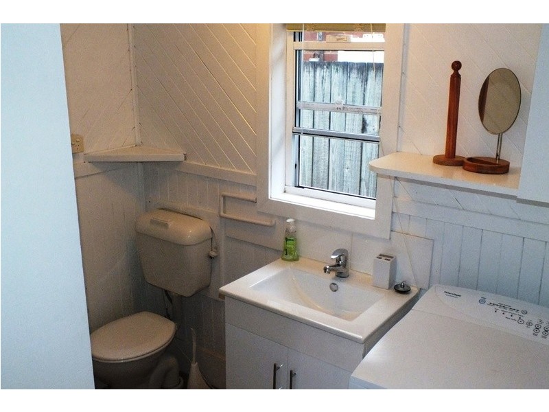 18a Windsor Parade, Narrabeen NSW 2101