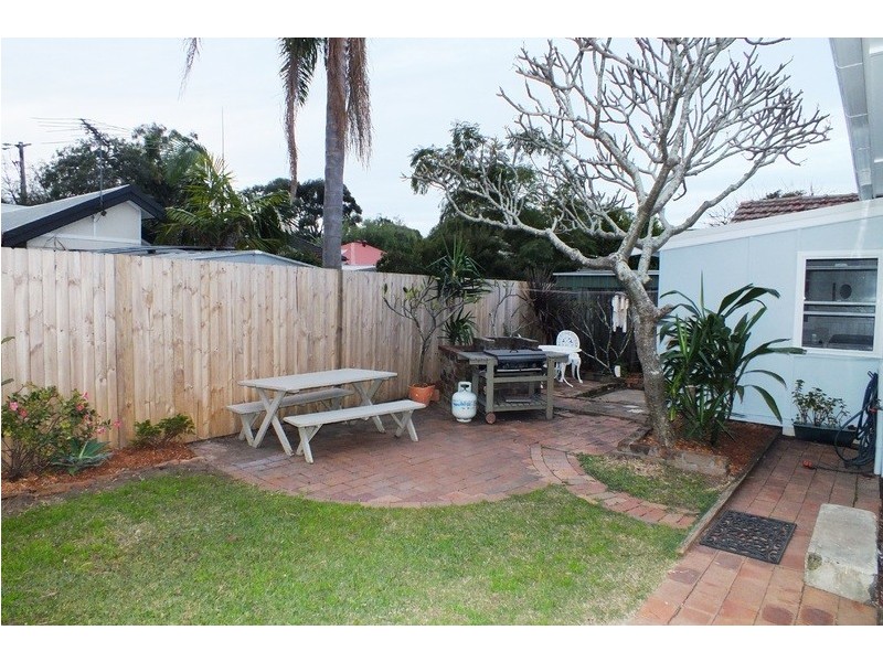 18a Windsor Parade, Narrabeen NSW 2101