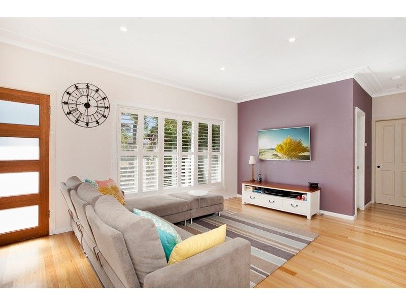 4 Mirrool Street, North Narrabeen NSW 2101