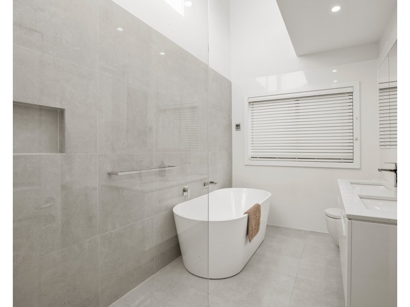 53 Nareen Parade, North Narrabeen NSW 2101