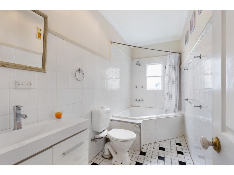 68 Rickard Road, North Narrabeen NSW 2101