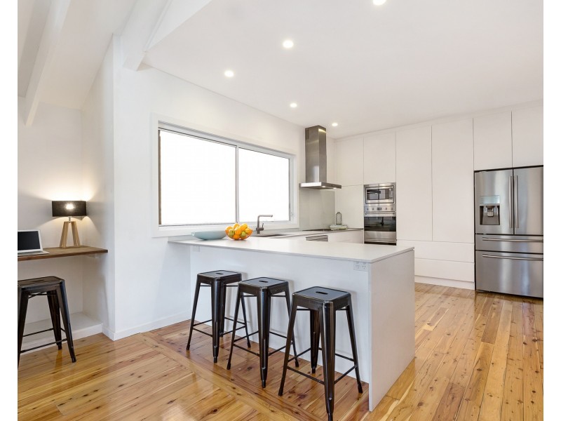 30 Grenfell Avenue, North Narrabeen NSW 2101