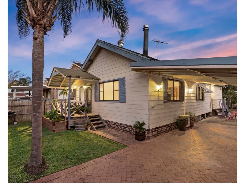 30 Grenfell Avenue, North Narrabeen NSW 2101