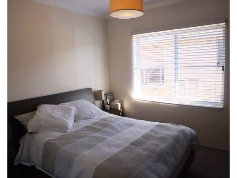 4/8 Wetherill Street, Narrabeen NSW 2101