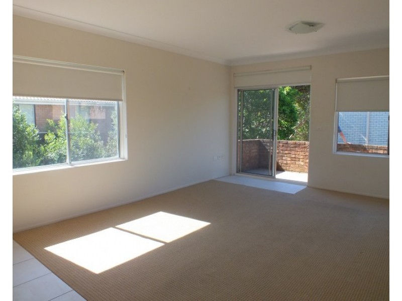 8/5 Wetherill Street, Narrabeen NSW 2101