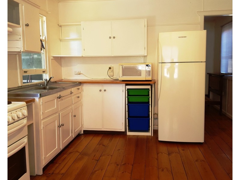 18a Windsor Parade, Narrabeen NSW 2101