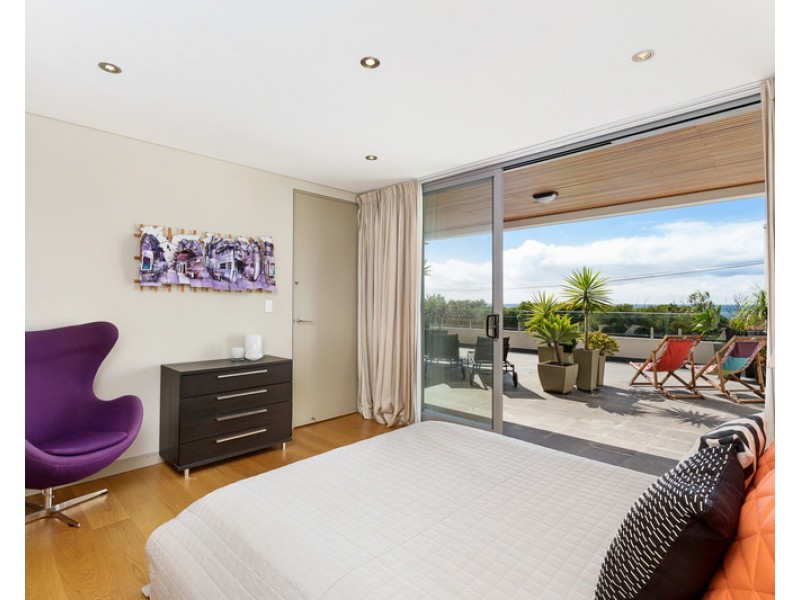 2/16 Ocean Street, Narrabeen NSW 2101