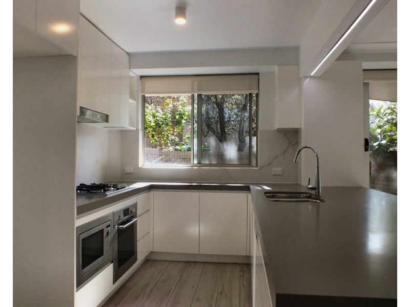 1/10 Lagoon Street, Narrabeen NSW 2101