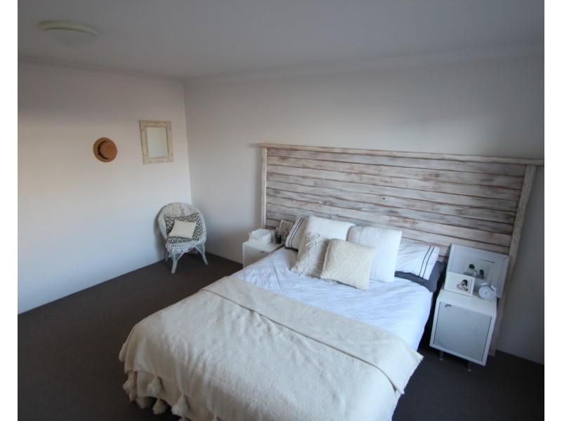 1/10 Lagoon Street, Narrabeen NSW 2101